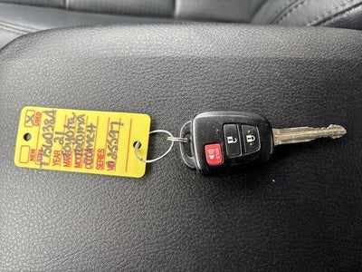 2021 Toyota Tacoma 4WD 4WD TRD Off Road Double Cab 5' Bed V6 MT (Natl)