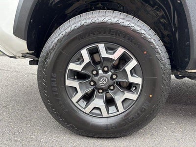 2023 Toyota Tacoma 4WD 4WD TRD Off Road Double Cab 5' Bed V6 AT (Natl)