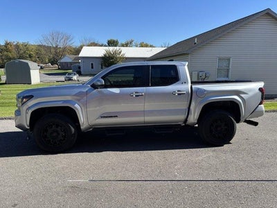 2024 Toyota Tacoma 4WD 4WD SR5 Double Cab 5' Bed AT (GS)