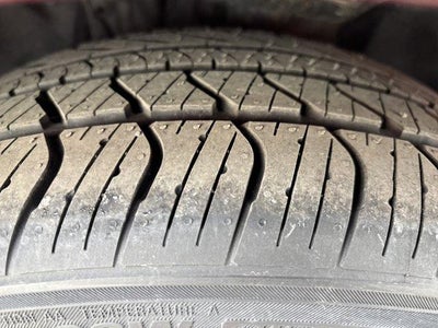 2018 Toyota Camry SE Auto (SE)