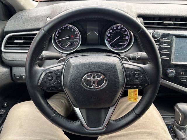 2018 Toyota Camry SE Auto (SE)