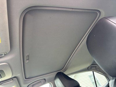 2018 Toyota Camry SE Auto (SE)