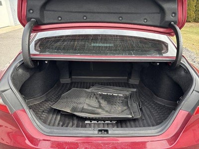 2018 Toyota Camry SE Auto (SE)