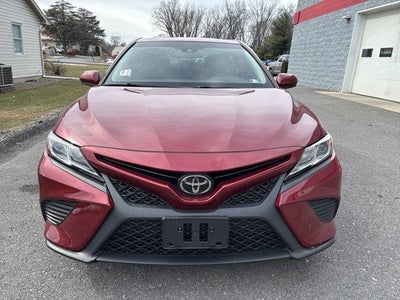 2018 Toyota Camry SE Auto (SE)