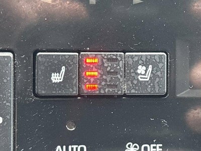 2020 Toyota Avalon Hybrid Limited (Natl)