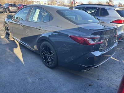 2025 Toyota Camry SE (SE)