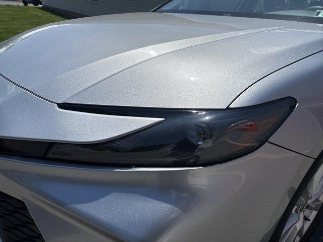 2025 Toyota Camry LE (SE)