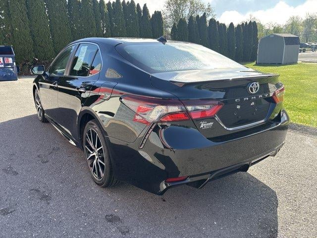 2023 Toyota Camry SE Auto (SE)