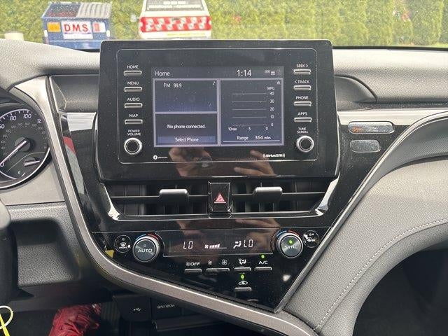 2024 Toyota Camry SE Auto (SE)