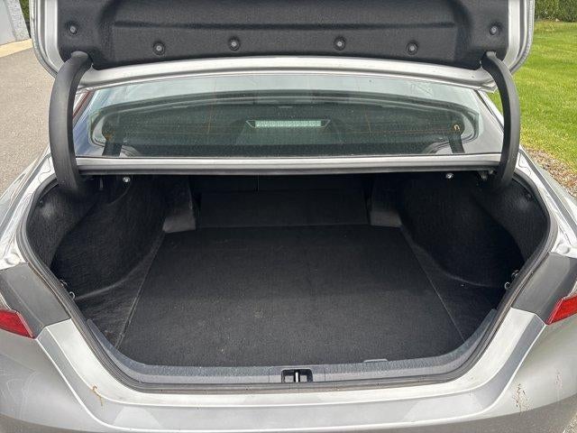2024 Toyota Camry SE Auto (SE)