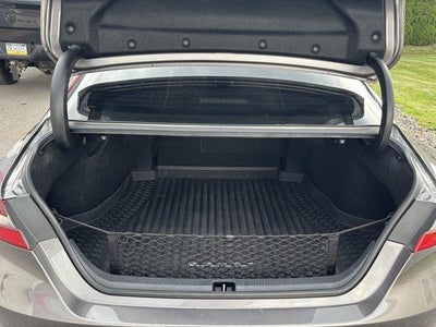 2023 Toyota Camry SE Auto (SE)