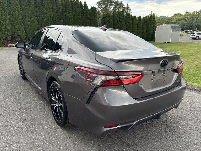 2023 Toyota Camry SE Auto (SE)
