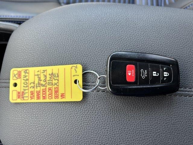 2022 Toyota RAV4 Hybrid XSE AWD (Natl)