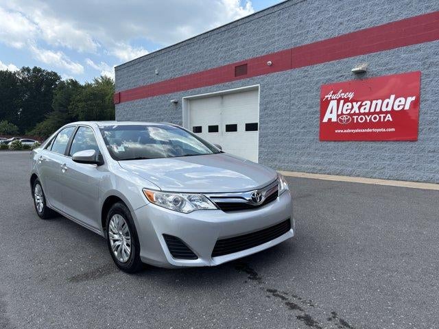 2013 Toyota Camry 4dr Sdn I4 Auto LE (Natl)
