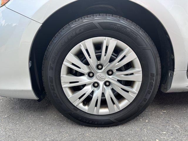 2013 Toyota Camry 4dr Sdn I4 Auto LE (Natl)