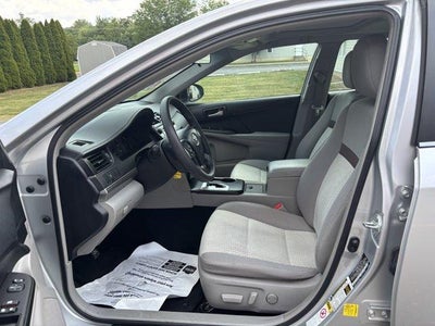 2013 Toyota Camry 4dr Sdn I4 Auto LE (Natl)