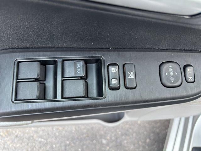 2013 Toyota Camry 4dr Sdn I4 Auto LE (Natl)