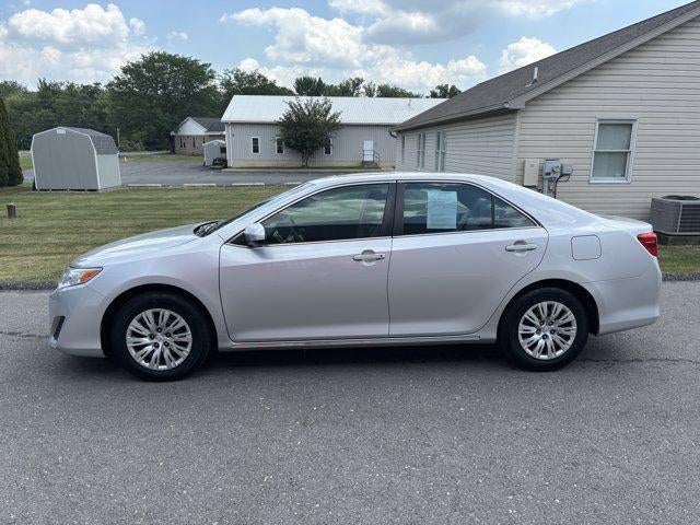 2013 Toyota Camry 4dr Sdn I4 Auto LE (Natl)