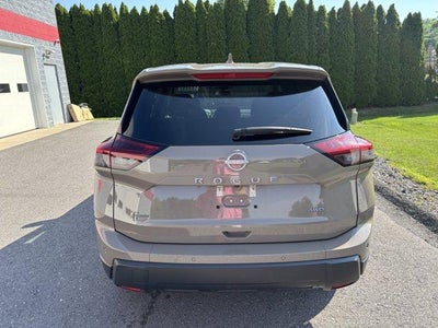 2025 Nissan Rogue AWD SV