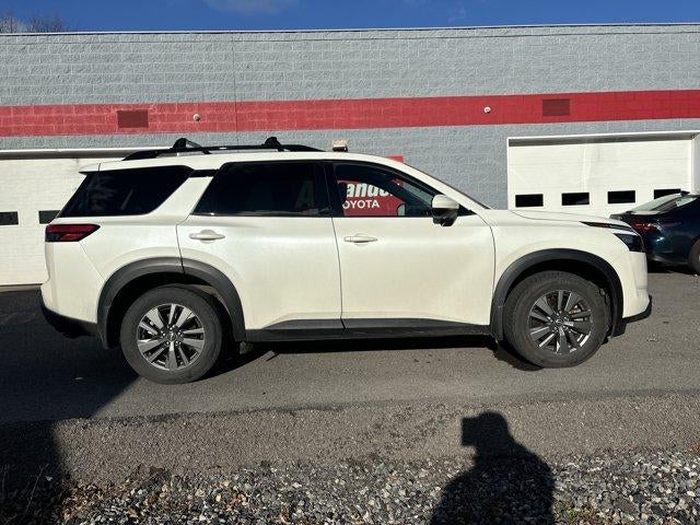 2024 Nissan Pathfinder SV 4WD