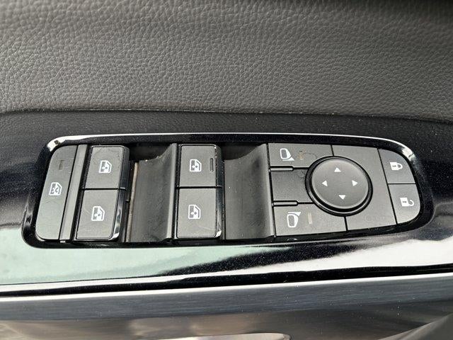 2024 Nissan Pathfinder SL 4WD