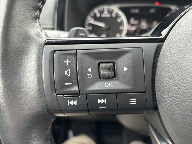 2024 Nissan Pathfinder SL 4WD