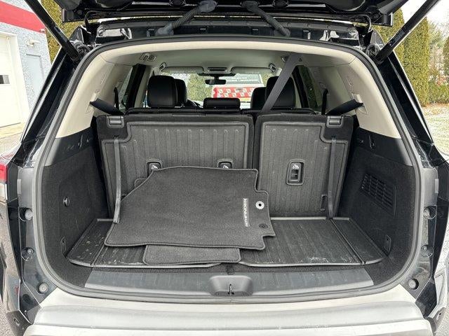 2024 Nissan Pathfinder SL 4WD