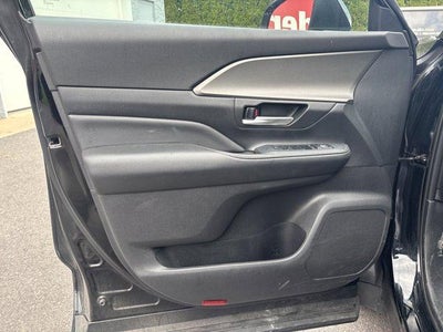 2025 Toyota Grand Highlander XLE AWD (Natl)