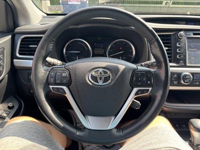 2019 Toyota Highlander Hybrid Limited Platinum V6 AWD (Natl)