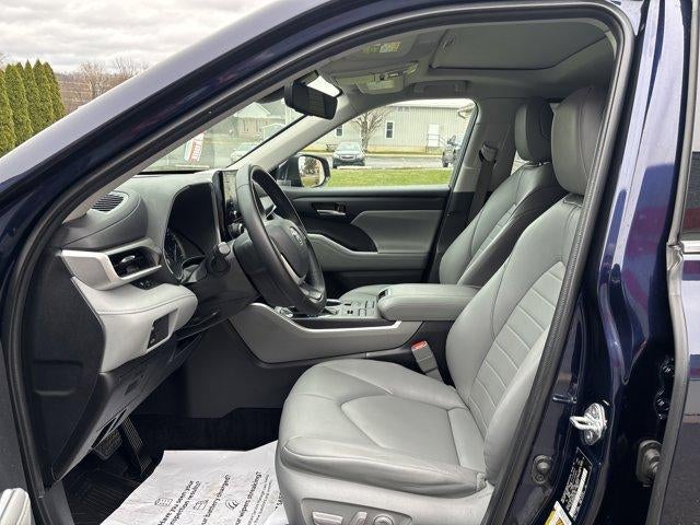 2022 Toyota Highlander XLE AWD (Natl)