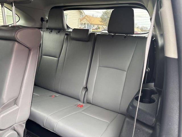 2022 Toyota Highlander XLE AWD (Natl)