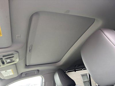 2022 Toyota Highlander XLE AWD (Natl)