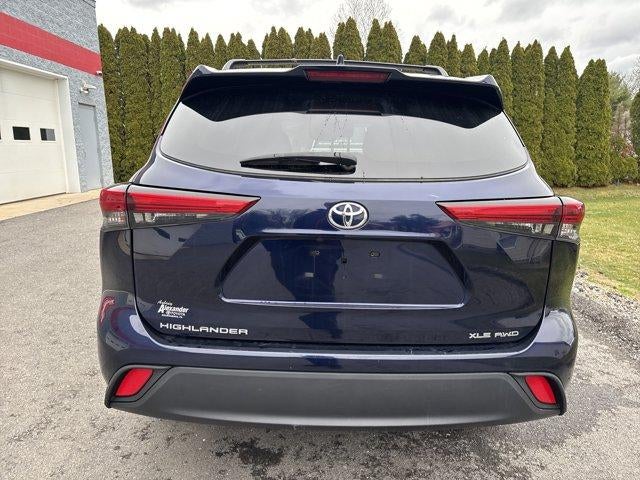2022 Toyota Highlander XLE AWD (Natl)