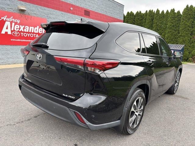2021 Toyota Highlander XLE AWD (Natl)