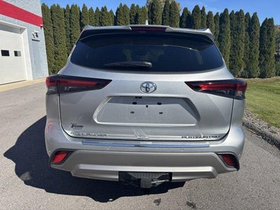 2025 Toyota Highlander Platinum AWD (Natl)
