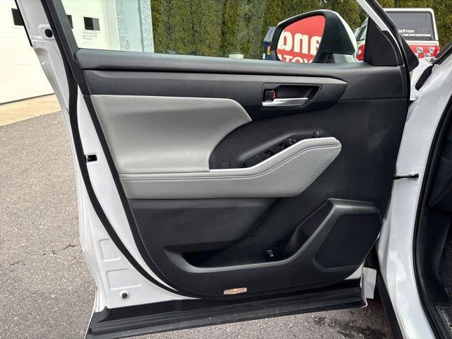 2024 Toyota Highlander XLE AWD (Natl)