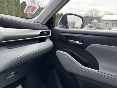 2024 Toyota Highlander XLE AWD (Natl)