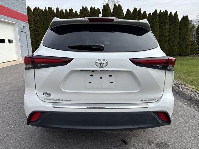 2024 Toyota Highlander XLE AWD (Natl)