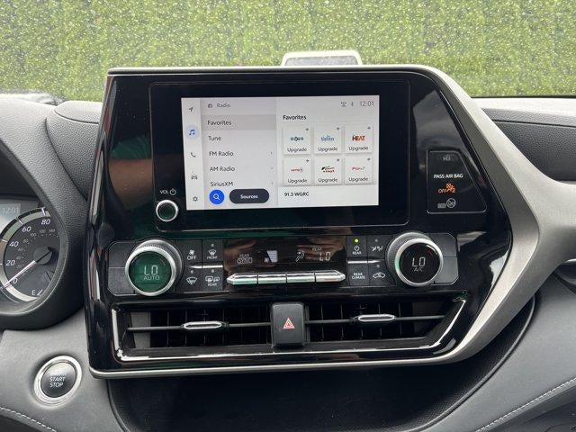 2024 Toyota Highlander LE AWD (SE)