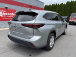 2024 Toyota Highlander LE AWD (SE)