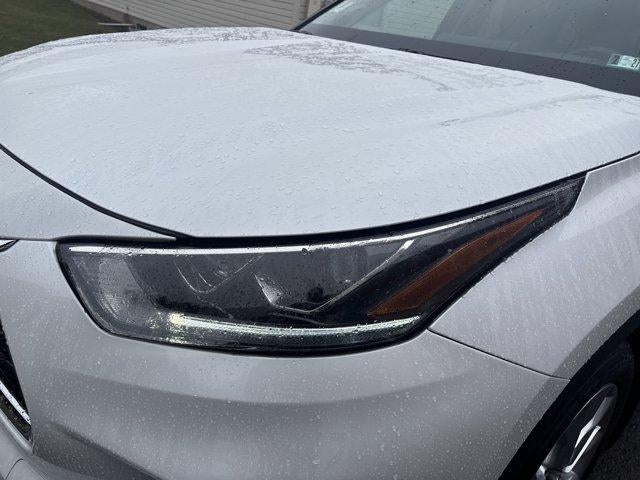 2024 Toyota Highlander LE AWD (SE)