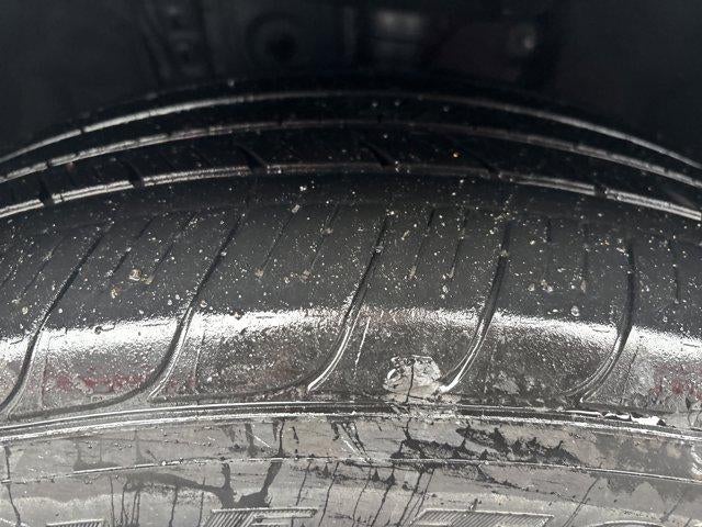 2024 Toyota Highlander LE AWD (SE)