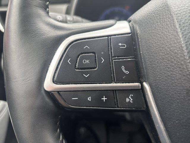 2024 Toyota Highlander LE AWD (SE)