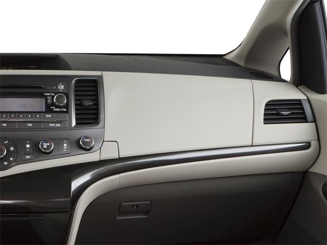 2013 Toyota Sienna 5dr 8-Pass Van V6 LE FWD (Natl)