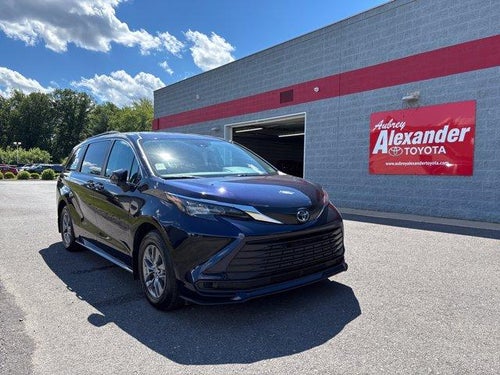 2024 Toyota Sienna LE AWD 8-Passenger (Natl)