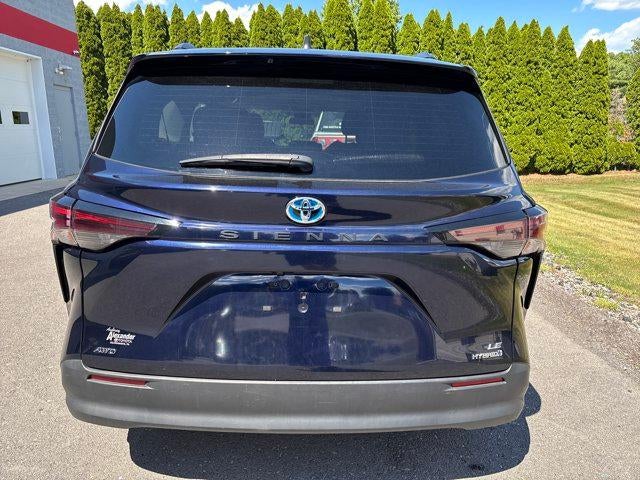 2024 Toyota Sienna LE AWD 8-Passenger (Natl)