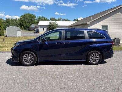 2024 Toyota Sienna LE AWD 8-Passenger (Natl)