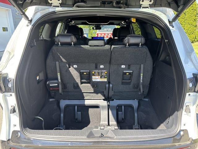 2026 Toyota Sienna Limited AWD 7-Passenger (GS)