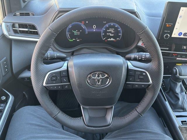 2026 Toyota Sienna Limited AWD 7-Passenger (GS)