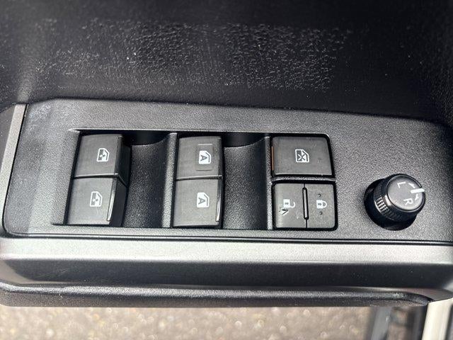 2020 Toyota Tacoma 4WD 4WD TRD Off Road Double Cab 5' Bed V6 AT (Natl)